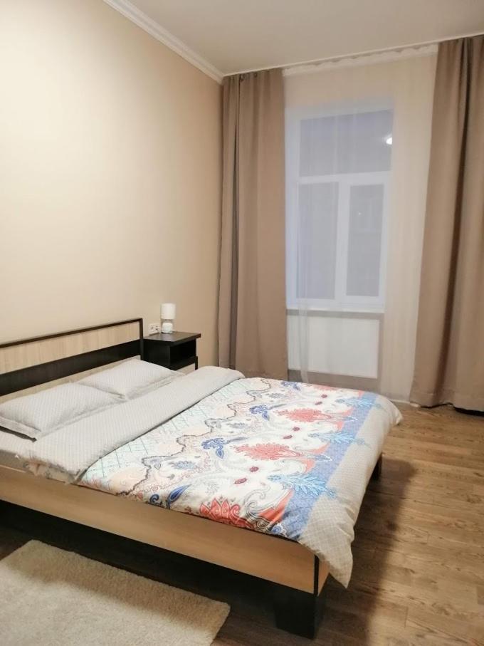 2 Bedrooms Apartment 150M From Opera House 利沃夫 外观 照片