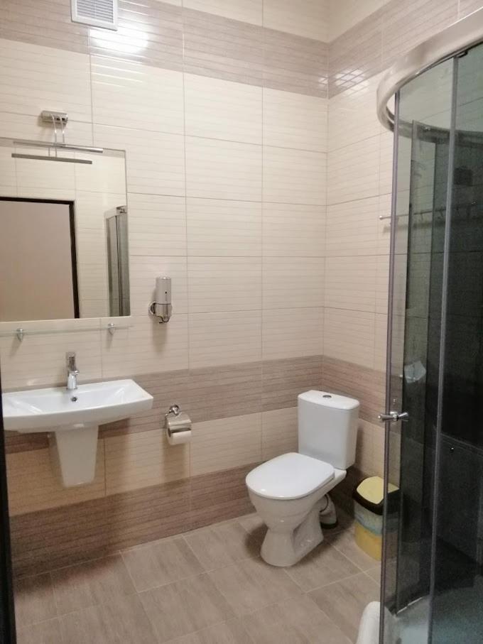 2 Bedrooms Apartment 150M From Opera House 利沃夫 外观 照片